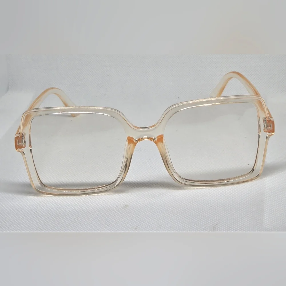 Stylish Clear Glasses for Women - Picture 3 of 5
